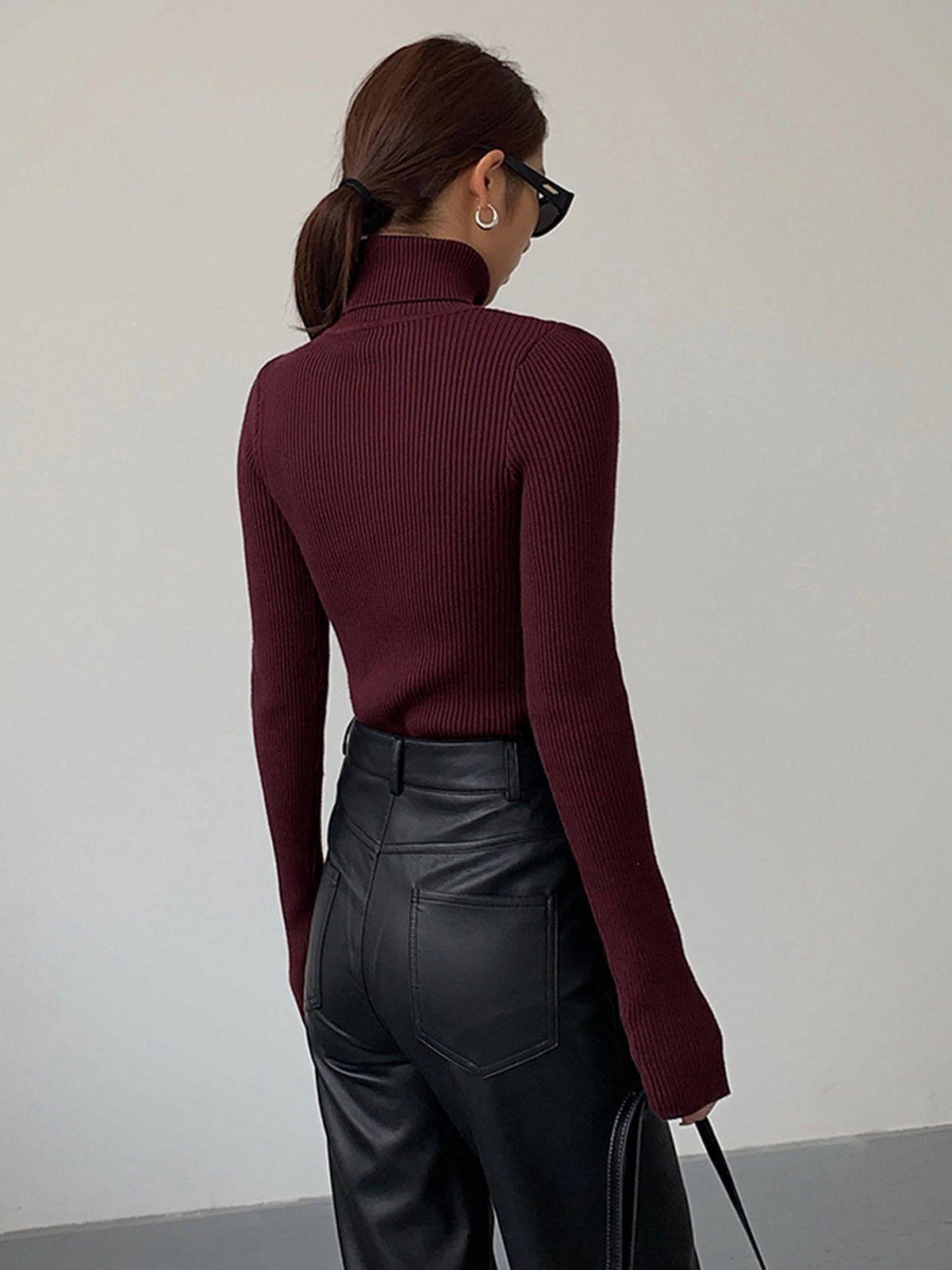 Women's Ribbed Turtleneck Sweater Fitted Long-Sleeve Slim Relaxed Pullover